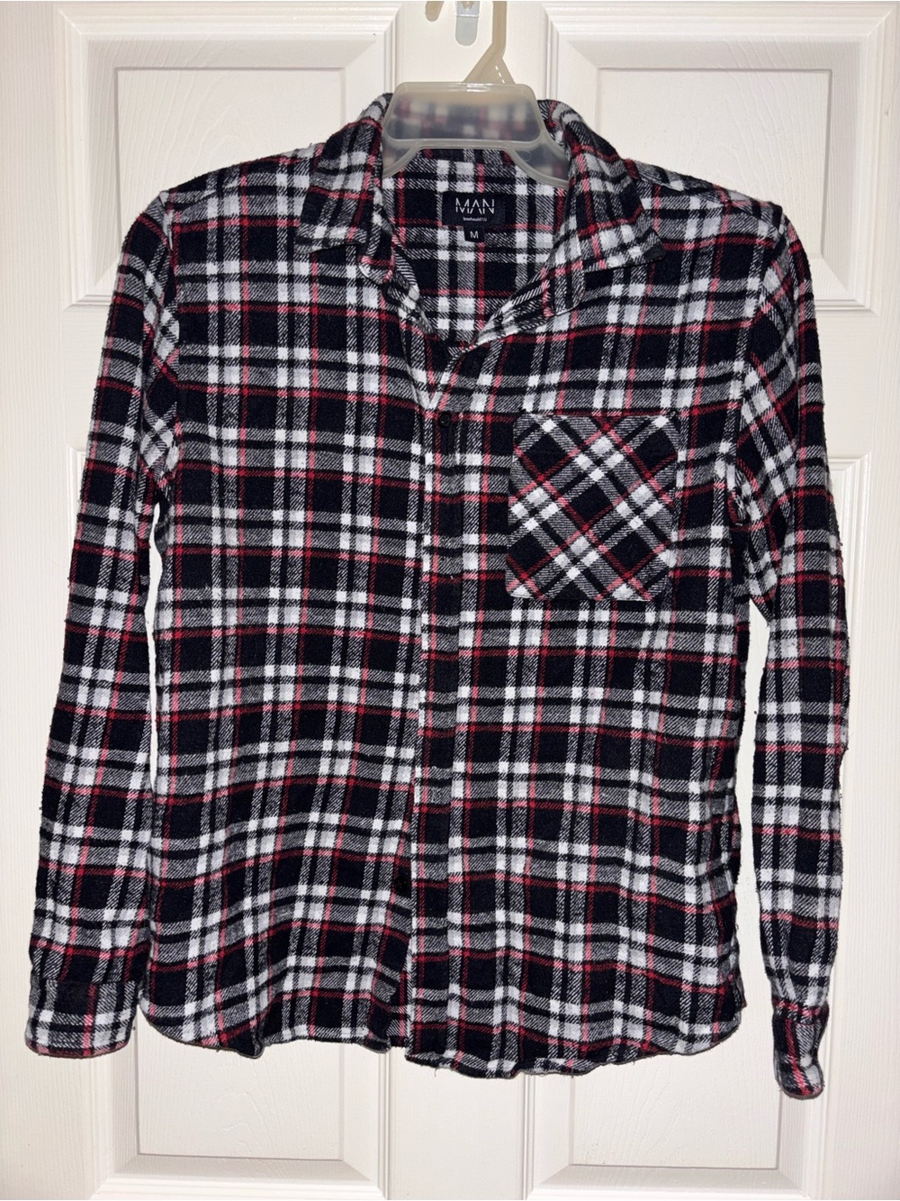 Boohoo Black, White & Red Plaid Button-Down Shirt